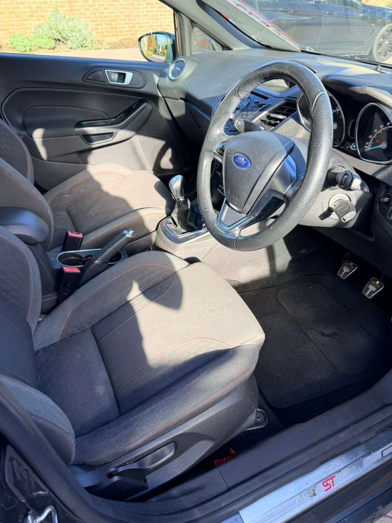 
								2016 (66) Ford Fiesta ST Line 5DR full									