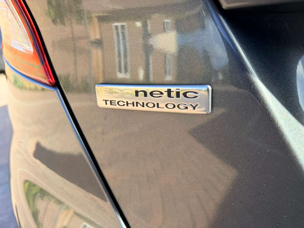 
								2016 (66) Ford Fiesta ST Line 5DR full									