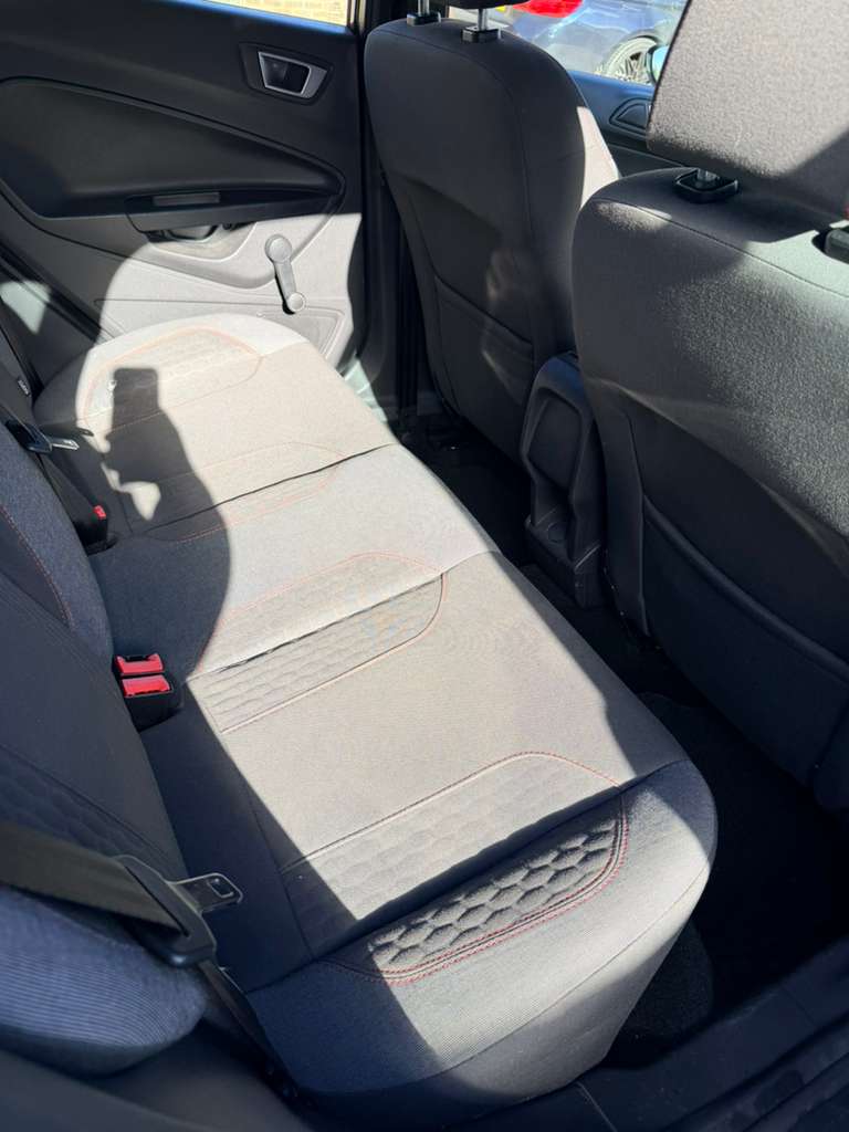 
								2016 (66) Ford Fiesta ST Line 5DR full									