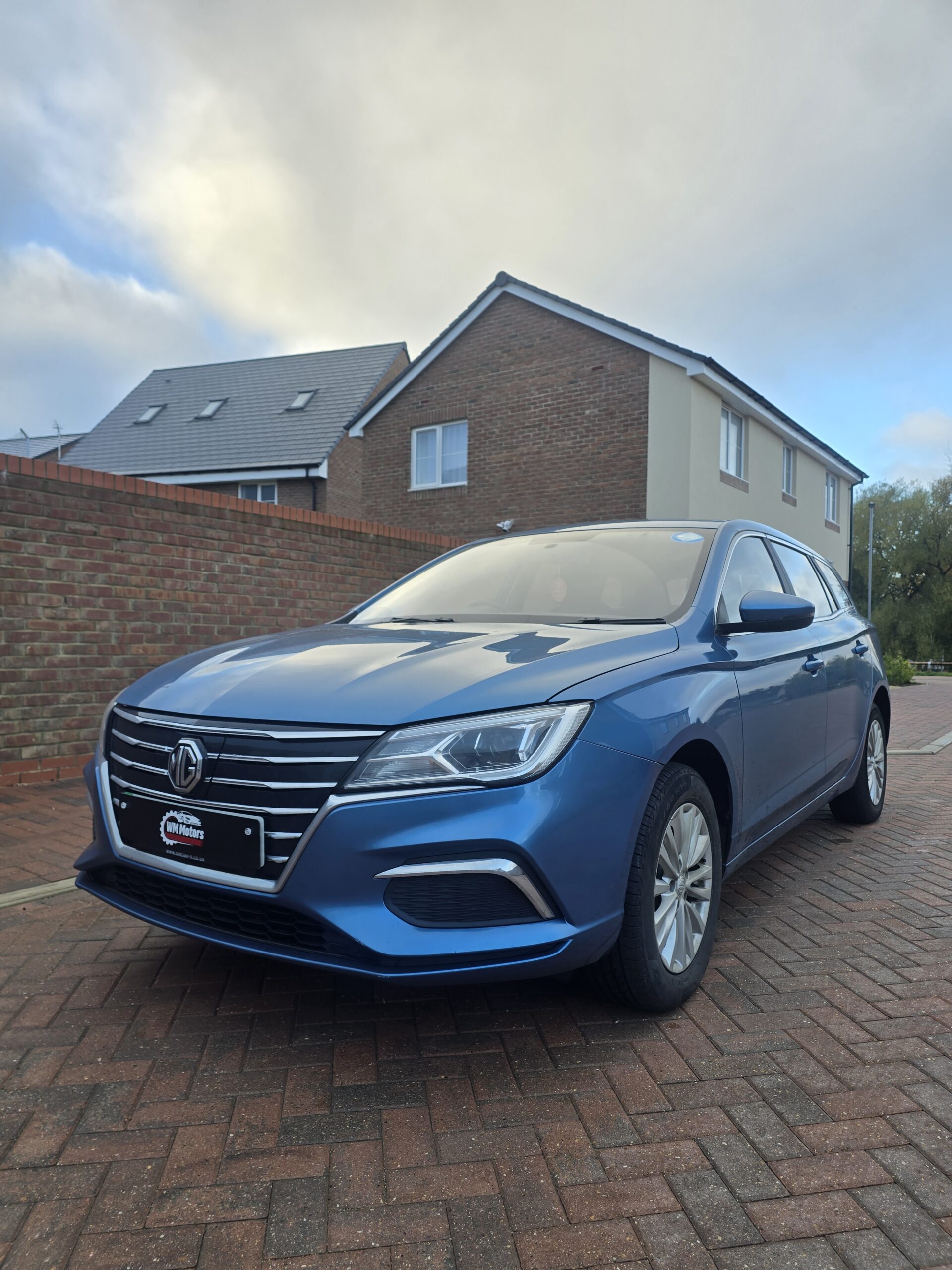 
								2021 (71) MG 5 EV 5DR full									