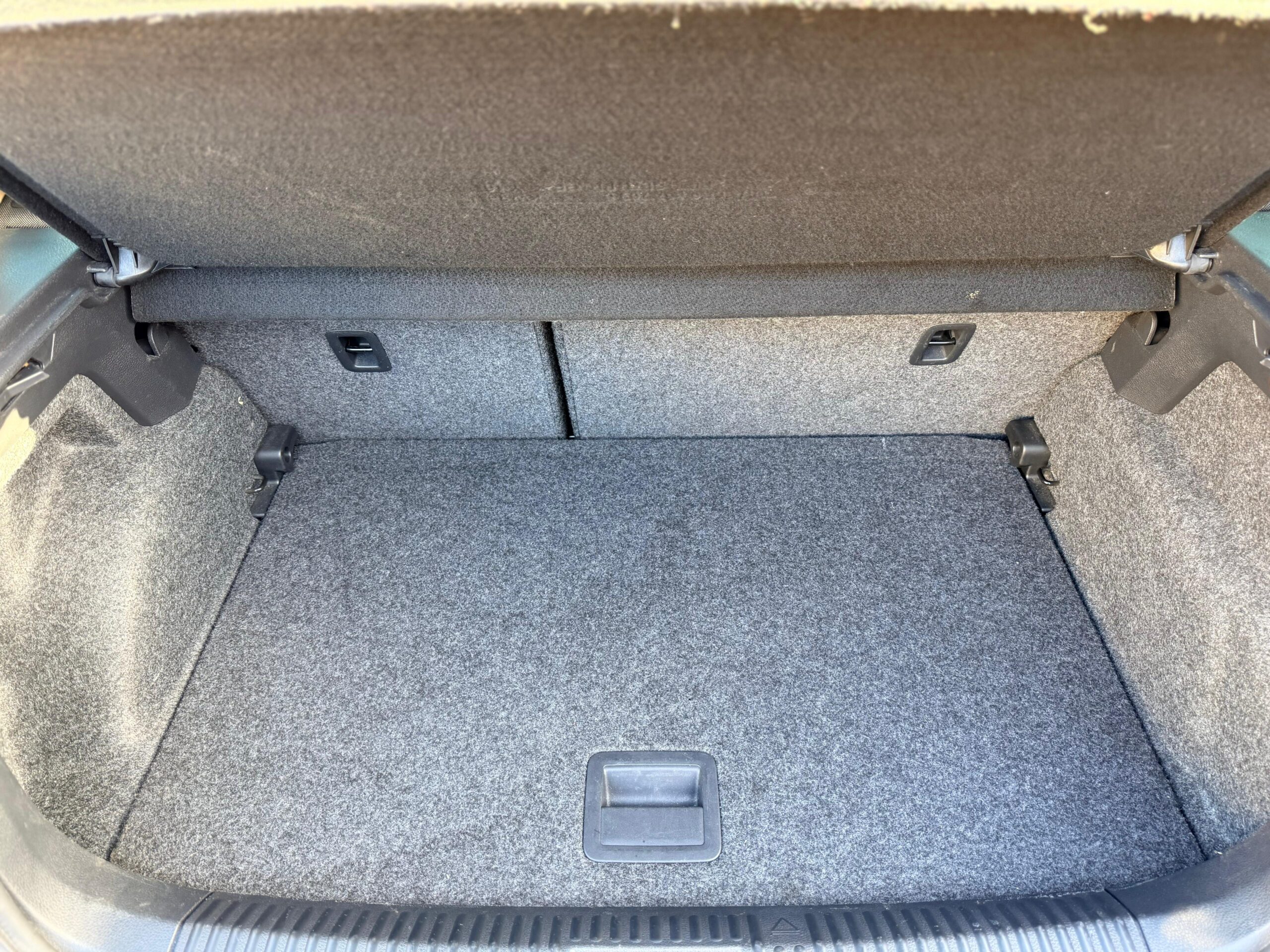 
								2016 (66) VW Polo 1.4 TDI Bluemotion Tech 5DR full									