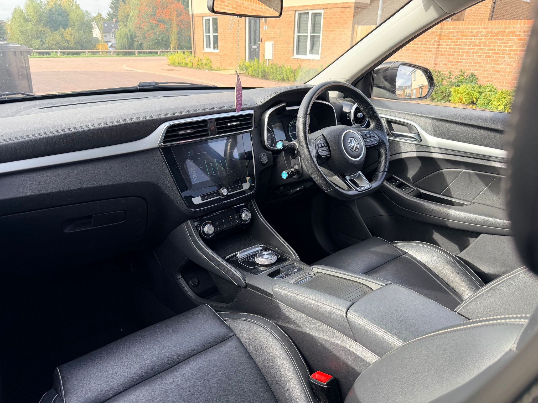 
								2019(19) MG ZS EV SUV 5DR full									