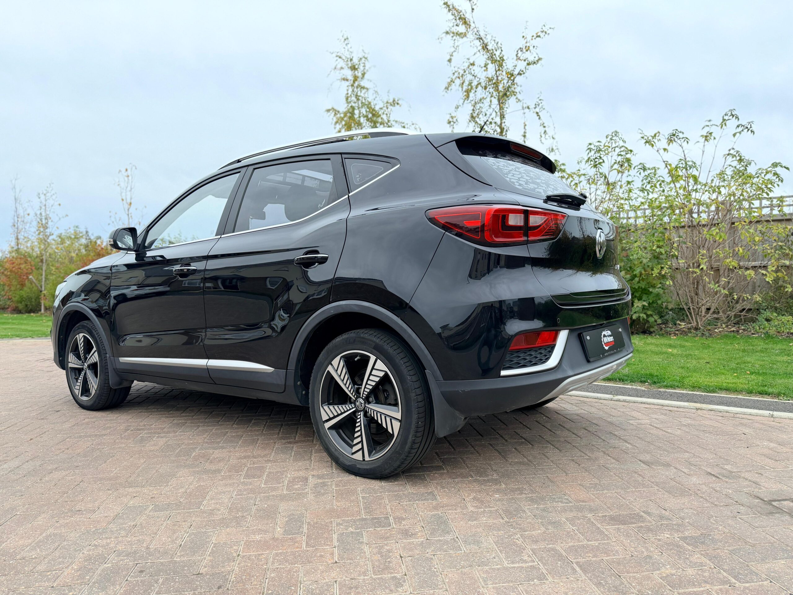 
								2019(19) MG ZS EV SUV 5DR full									