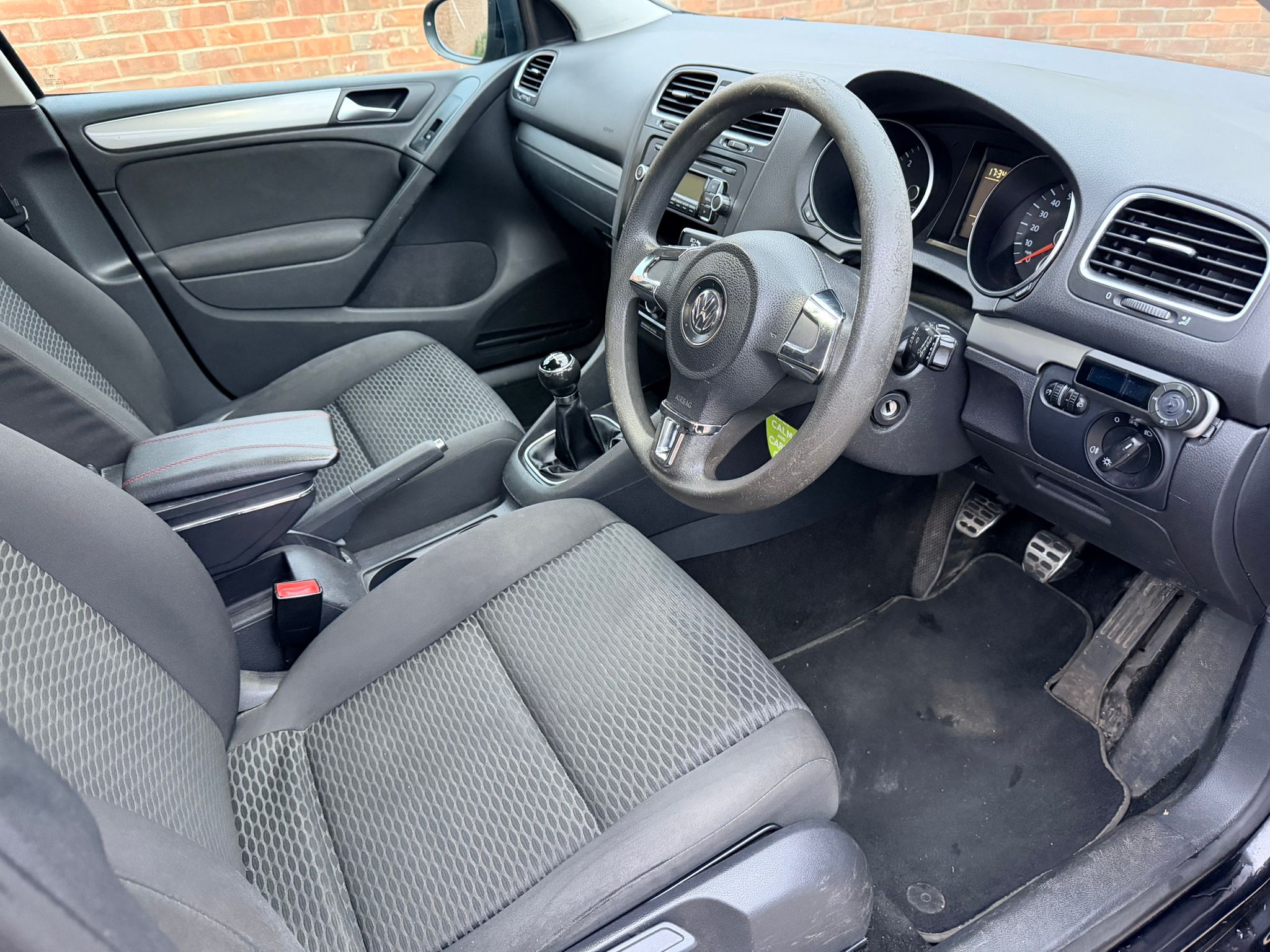 
								2009 (59) VW Golf S 2.0 TDI 5DR (SOLD) full									