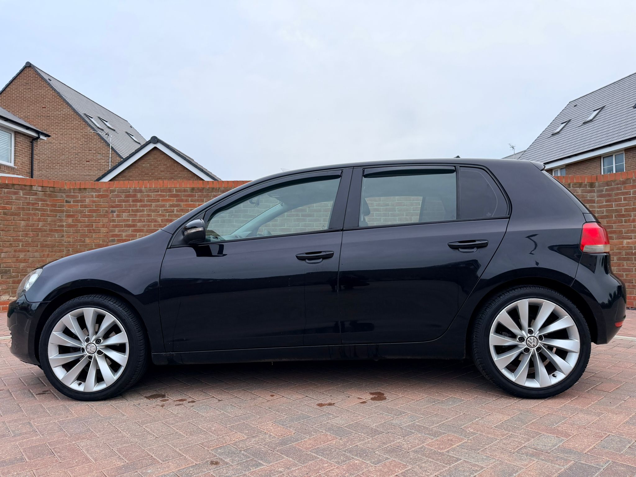 
								2009 (59) VW Golf S 2.0 TDI 5DR (SOLD) full									