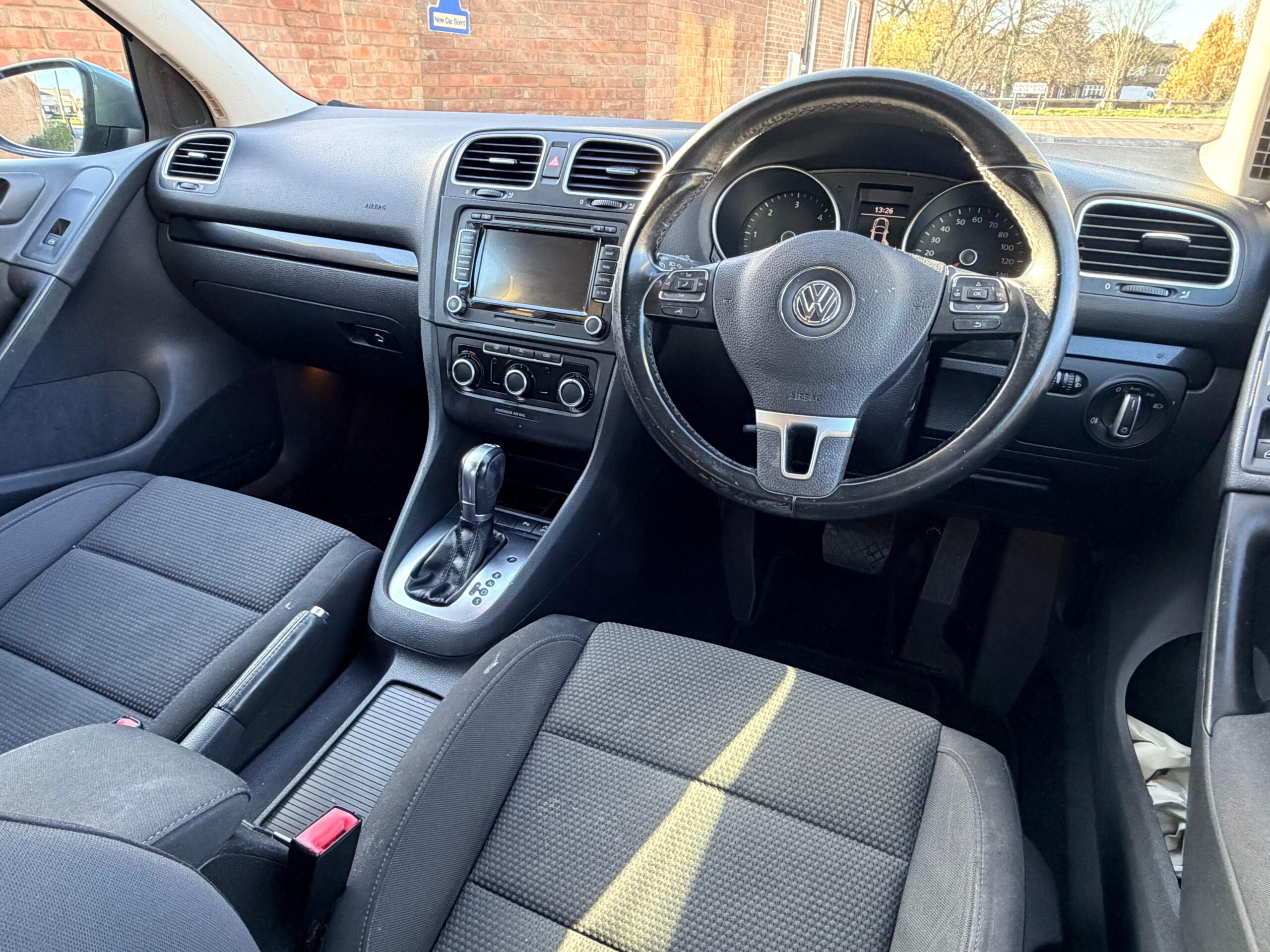 
								2012 (12) VW Golf 1.6 TDI Bluemotion DSG (SOLD) full									