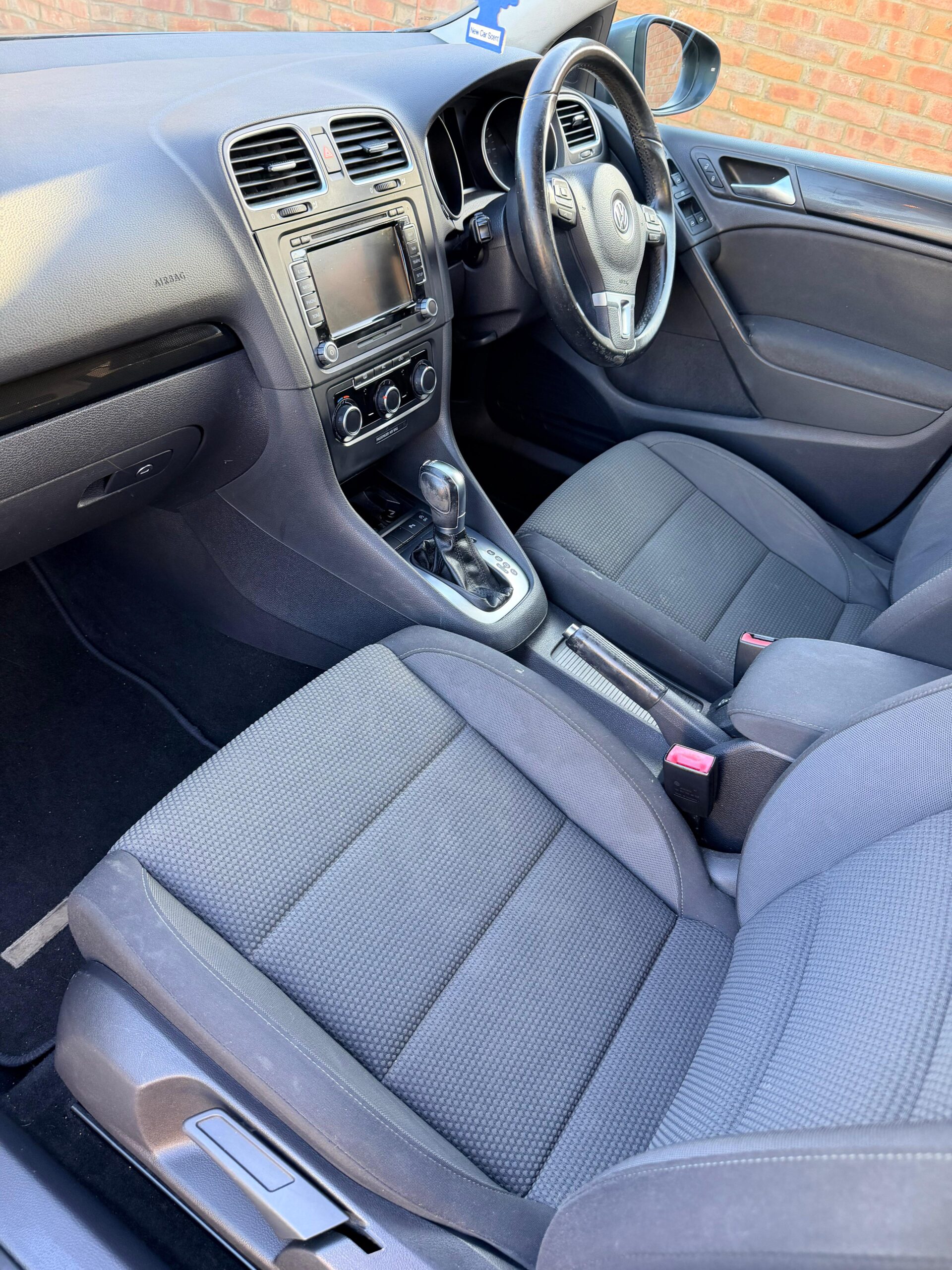 
								2012 (12) VW Golf 1.6 TDI Bluemotion DSG (SOLD) full									