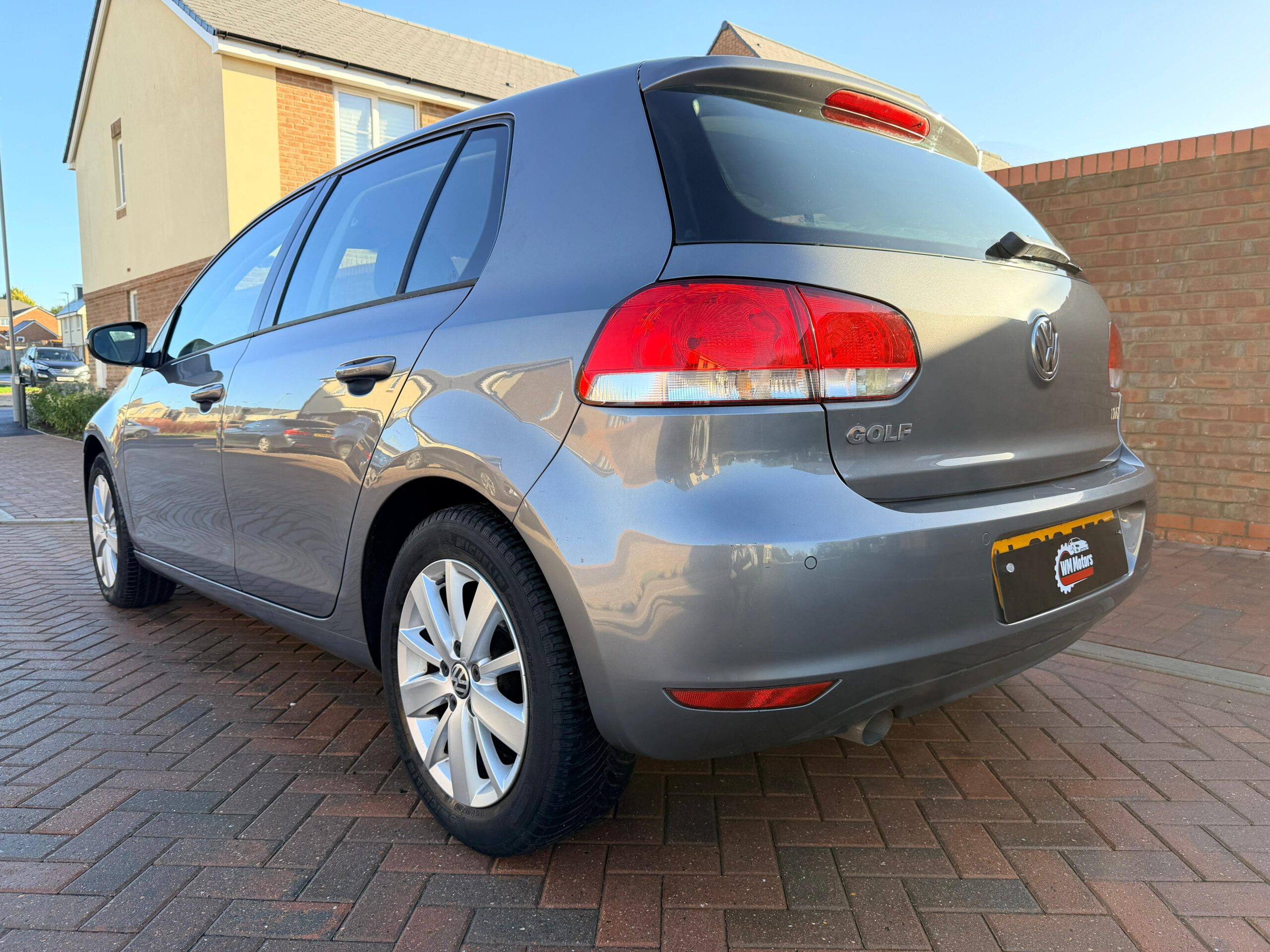
								2012 (12) VW Golf 1.6 TDI Bluemotion DSG (SOLD) full									