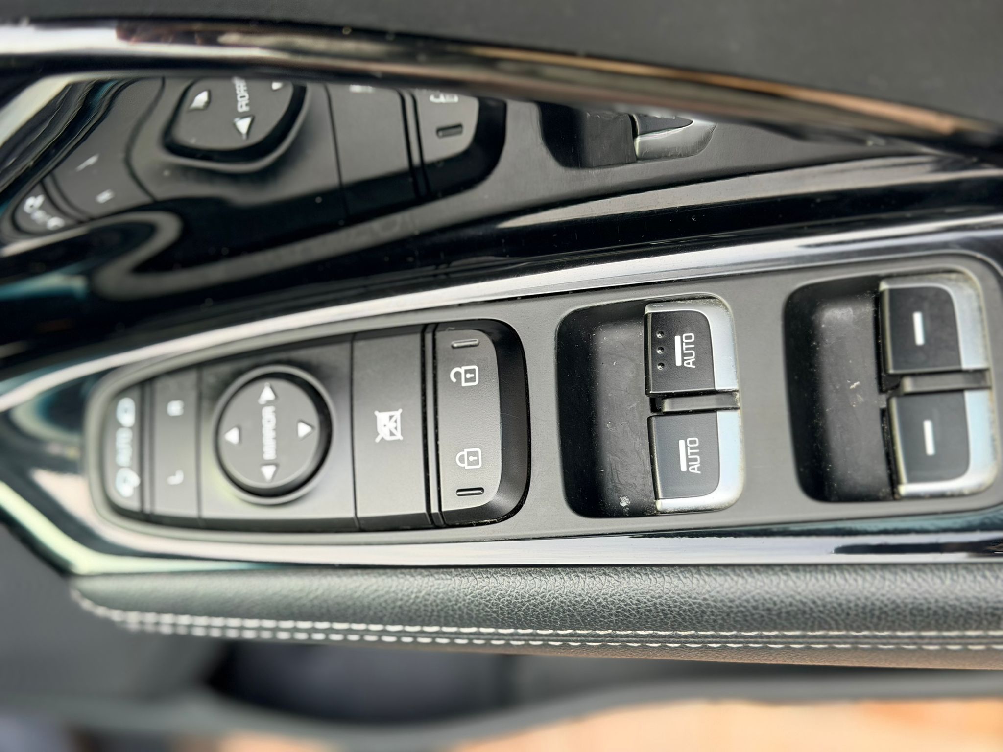 
								2020 (70) KIA e-Niro 64kwh 4 full									