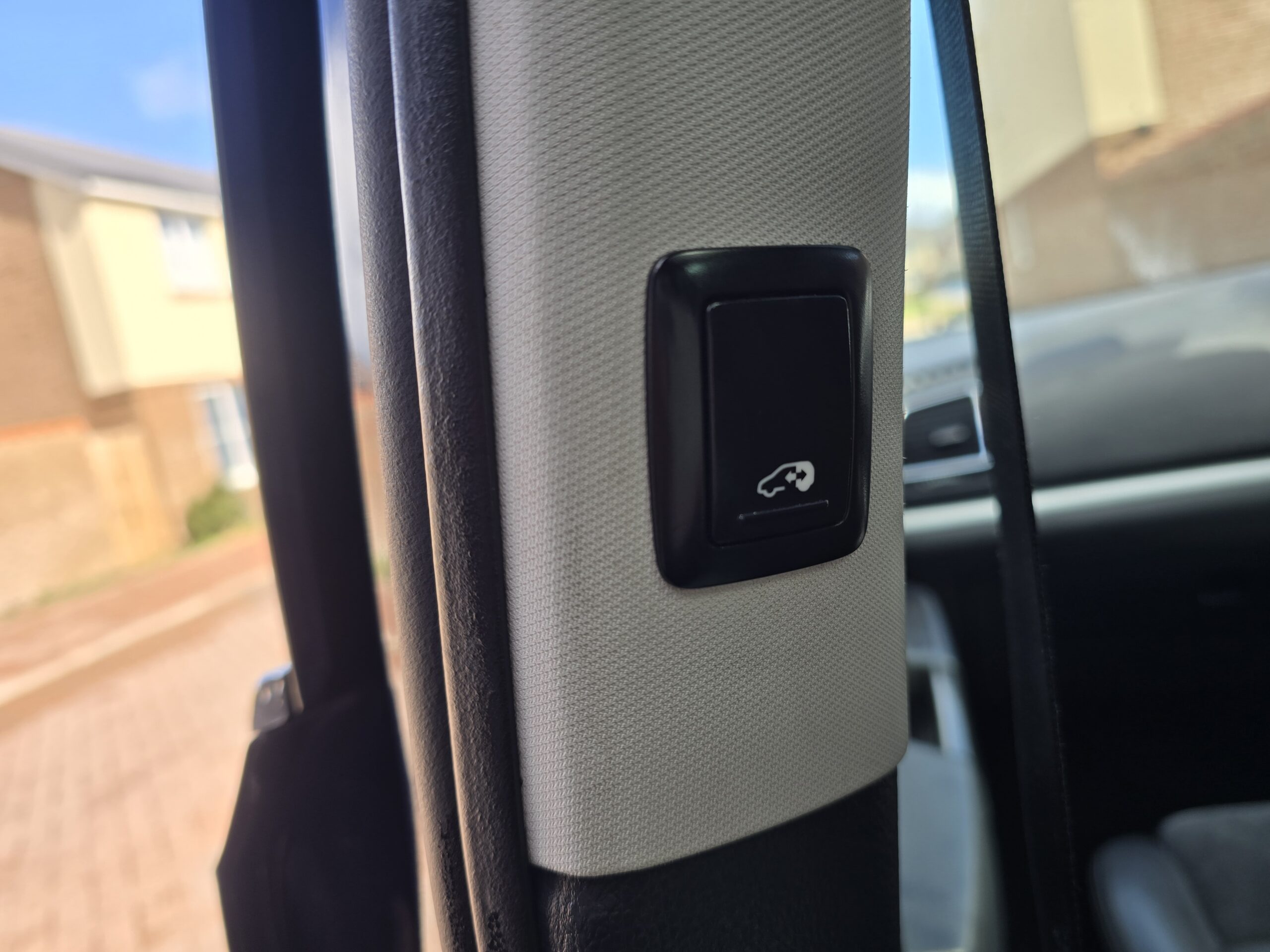 
								2013 (13) Volkswagen Sharan 2.0 TDI BlueMotion Tech SEL DSG 7 Seats full									