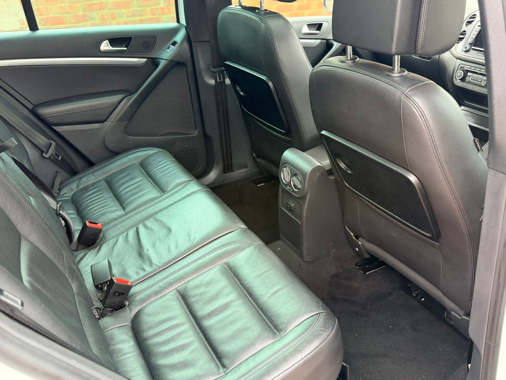 
								2014 (64) VW TIGUAN R LINE DSG 2.0 TDI 177BHP full									