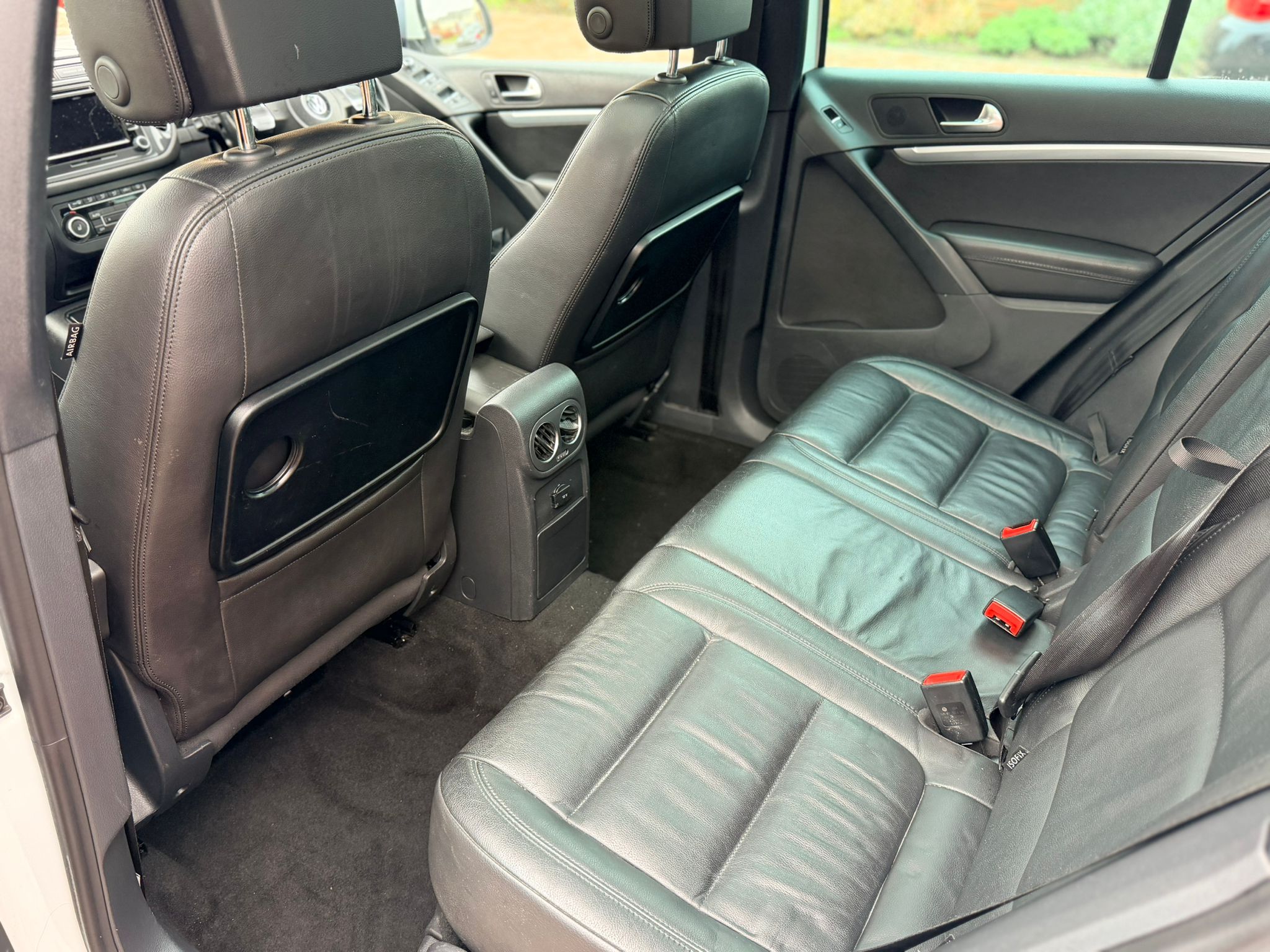 
								2014 (64) VW TIGUAN R LINE DSG 2.0 TDI 177BHP full									