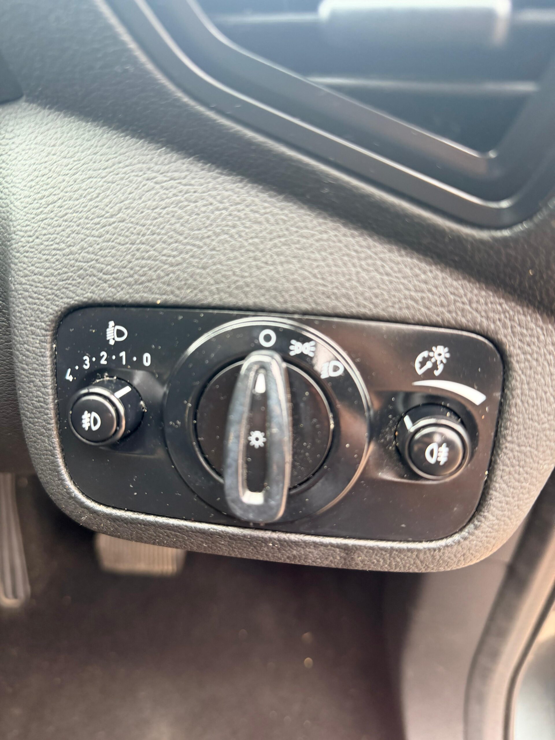 
								2017 (67) Ford Kuga 1.5 TDCi Zetec 5dr Auto 2WD full									